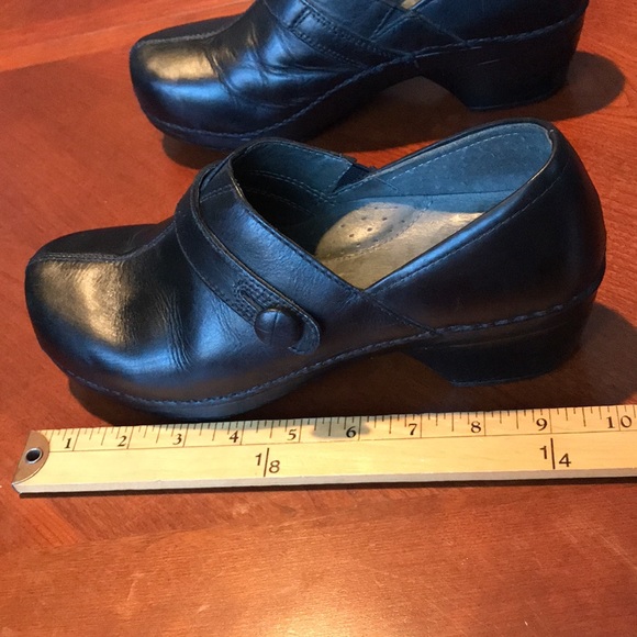 Dansko black leather clogs shoes size 38 - Picture 5 of 15